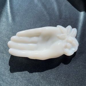 VINTAGE hand dish (1970's)